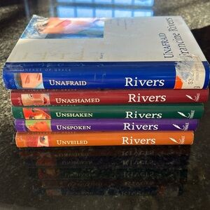 5 Lineage of Grace Book Set by Francine Rivers
